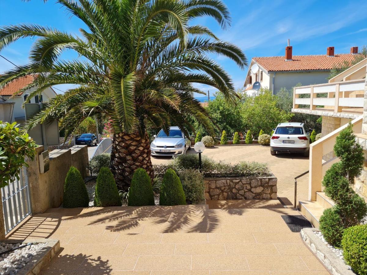 Apartments With A Parking Space Lun, Pag - 4062 Лун Екстериор снимка