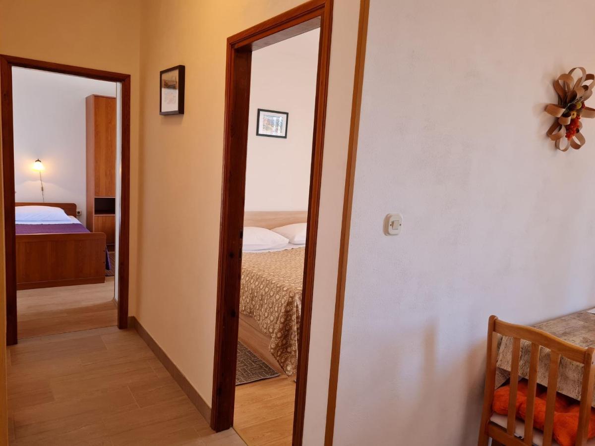 Apartments With A Parking Space Lun, Pag - 4062 Лун Екстериор снимка