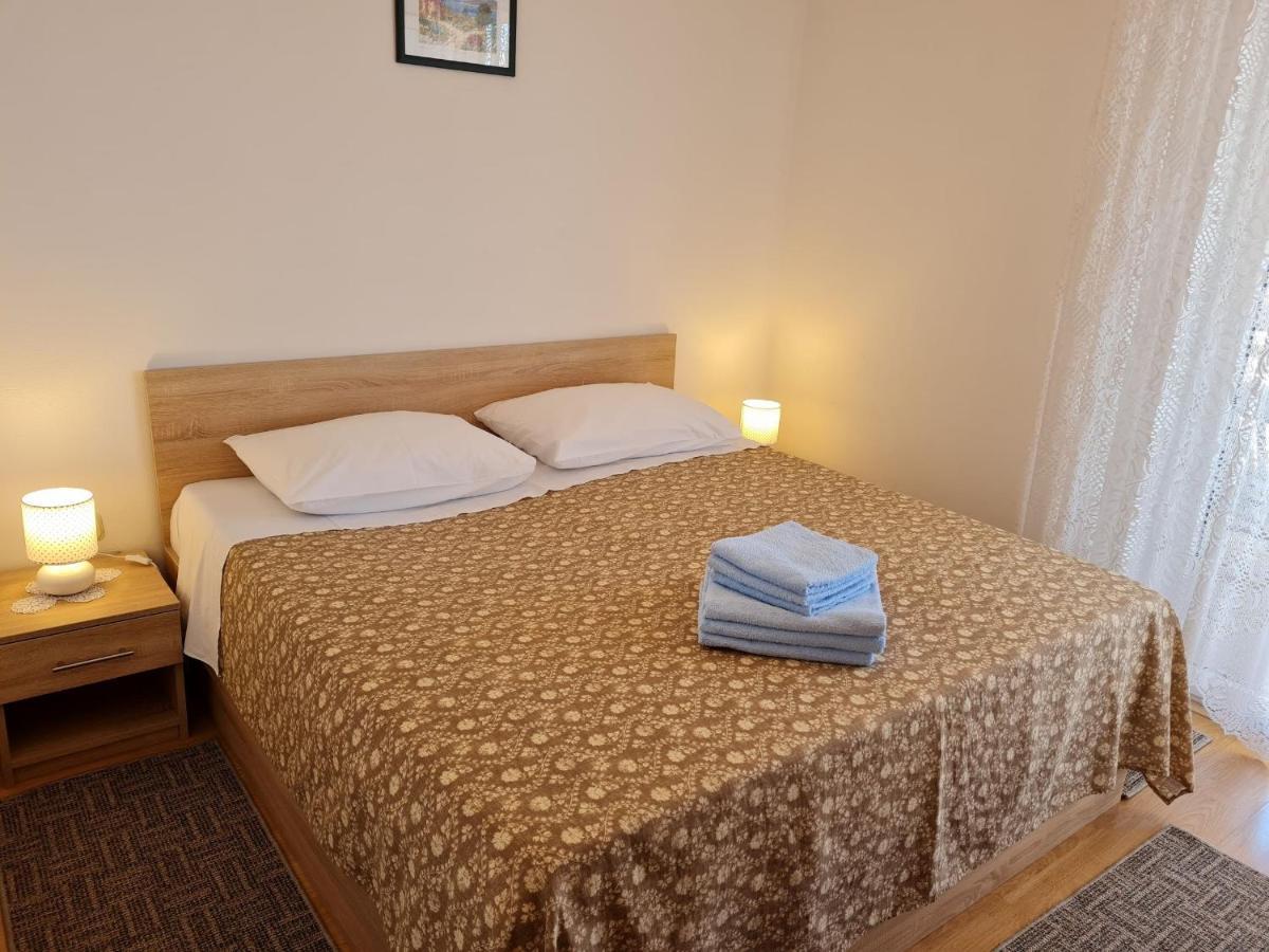 Apartments With A Parking Space Lun, Pag - 4062 Лун Екстериор снимка